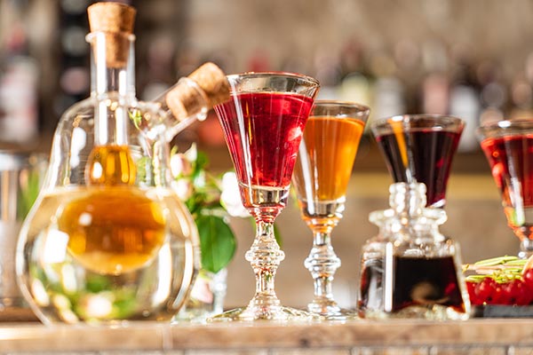 Les Crèmes et liqueurs Marius Bonal